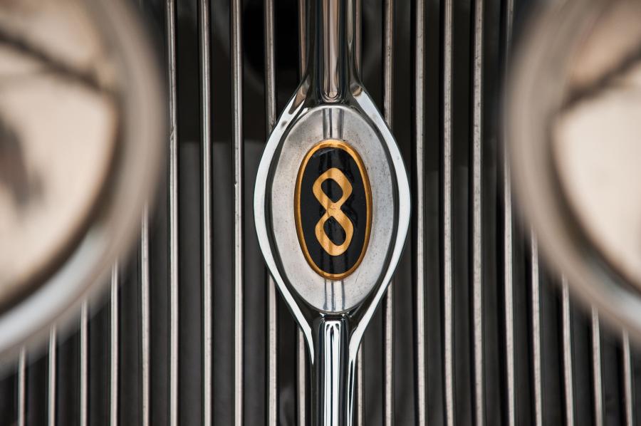  Chrysler Imperial CQ Convertible Sedan 1933 года  (фото 12 из 22)